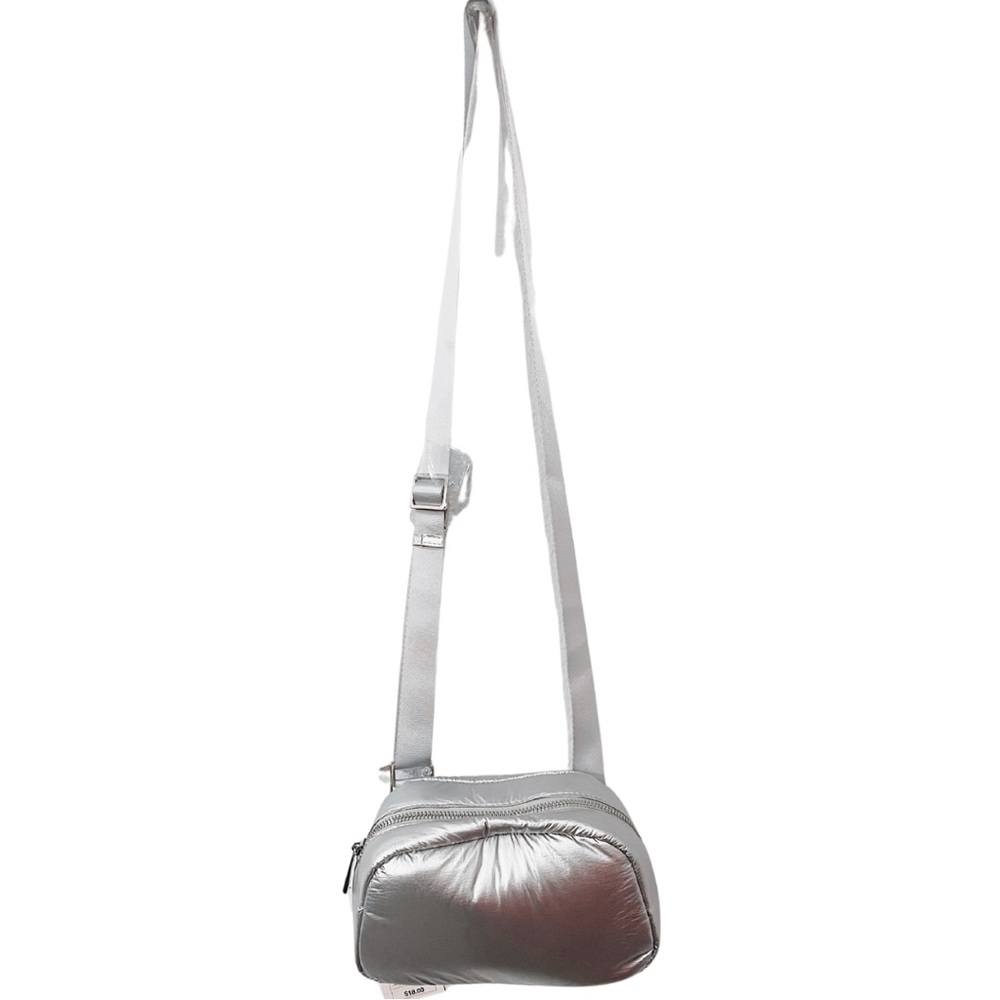 NWT || A NEW DAY || SIZE: SMALL || SILVER CROSSBODY BAG